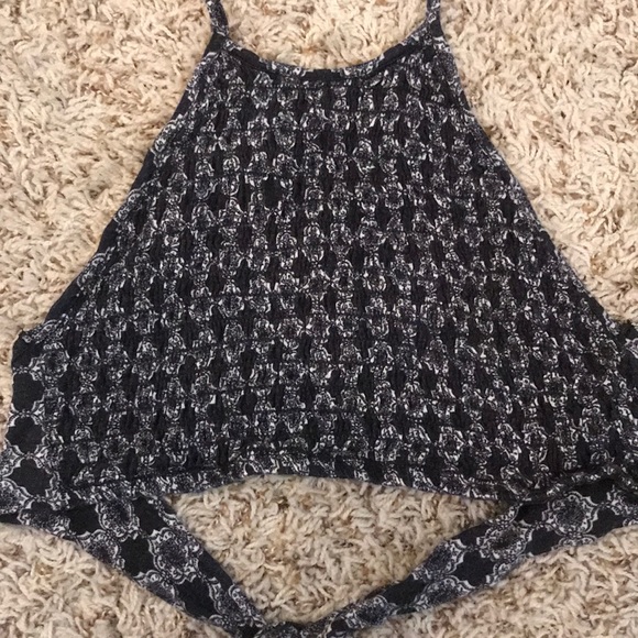 Crop top - Picture 2 of 2